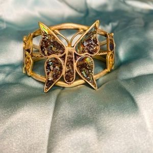 🦋Vintage Abalone bangle bracelet🦋